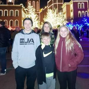 Meet your Posher, Lori